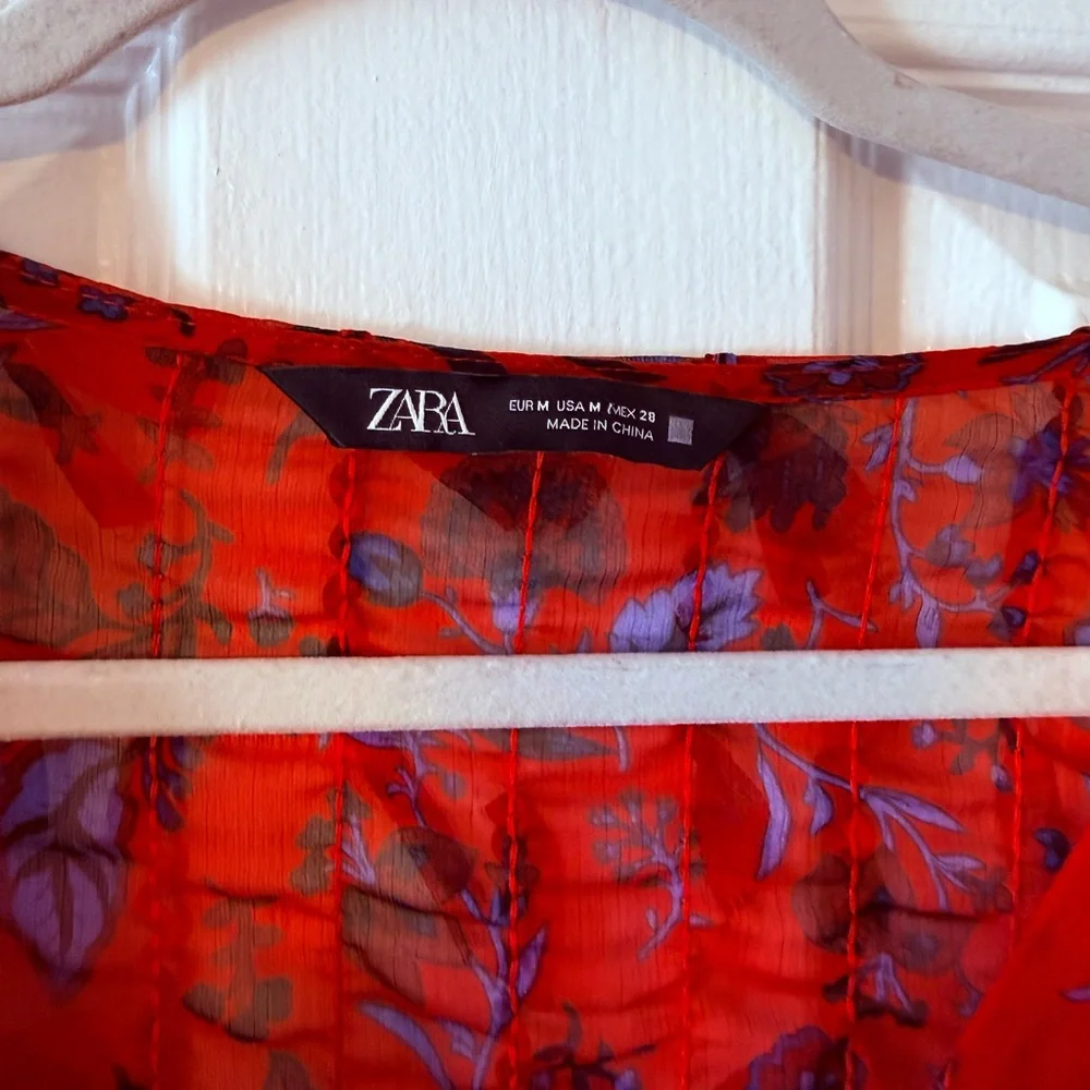 Zara Red and Purple Textured Women's Blouse - Picture 2 of 7